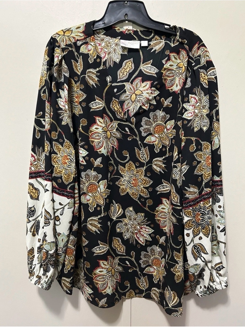 Belle by Kim Gravel Find Your Fire Boho Chic Blouse Black Floral 2X
